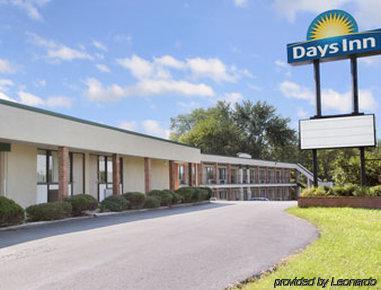 Days Inn By Wyndham Bedford Exterior foto
